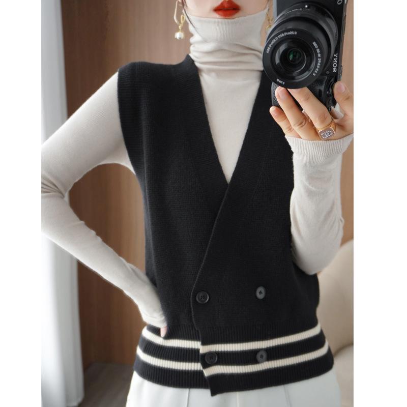 Contrast color double breasted knitted vest for women 20
