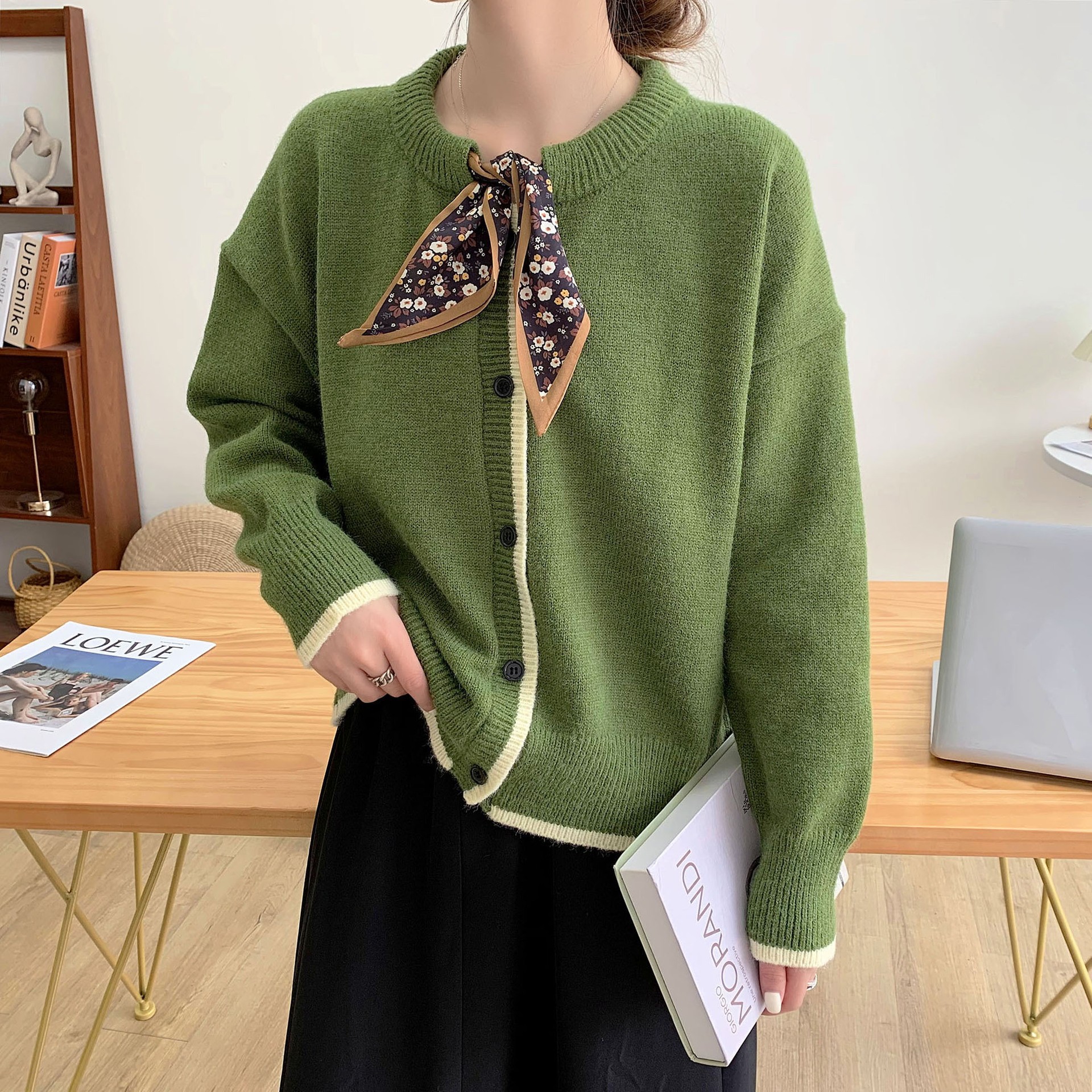 New autumn simple retro sweater cardigan 1