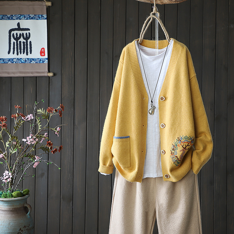 Spring and autumn thin knitted cardigan sweater 2 01