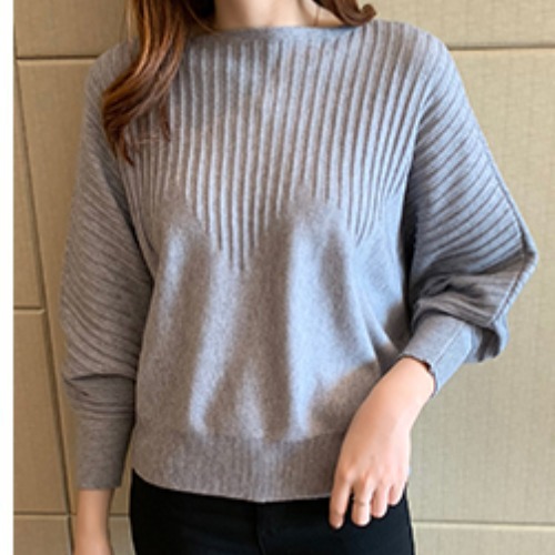 Fresh and sweet one-shoulder top sweater 56